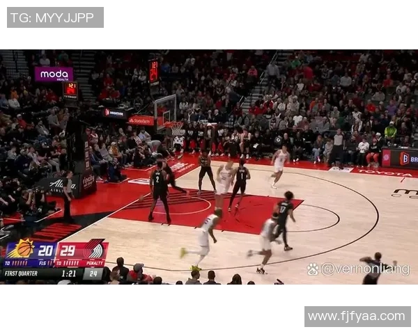 2014年NBA季后赛激战火箭与开拓者的经典对决回顾与精彩瞬间分析